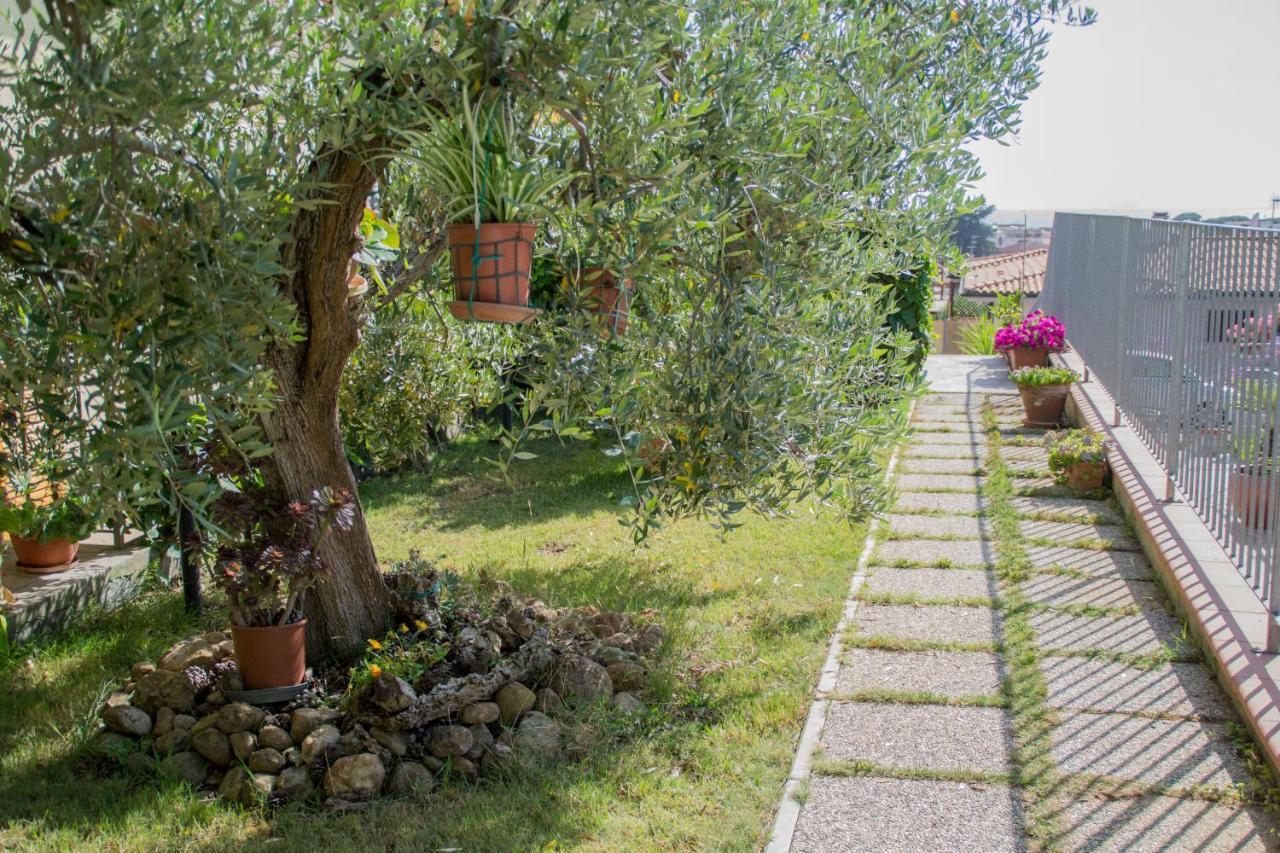 Casa D'Amare - A 600 Mt Dalla Spiaggia Follonica Exterior foto
