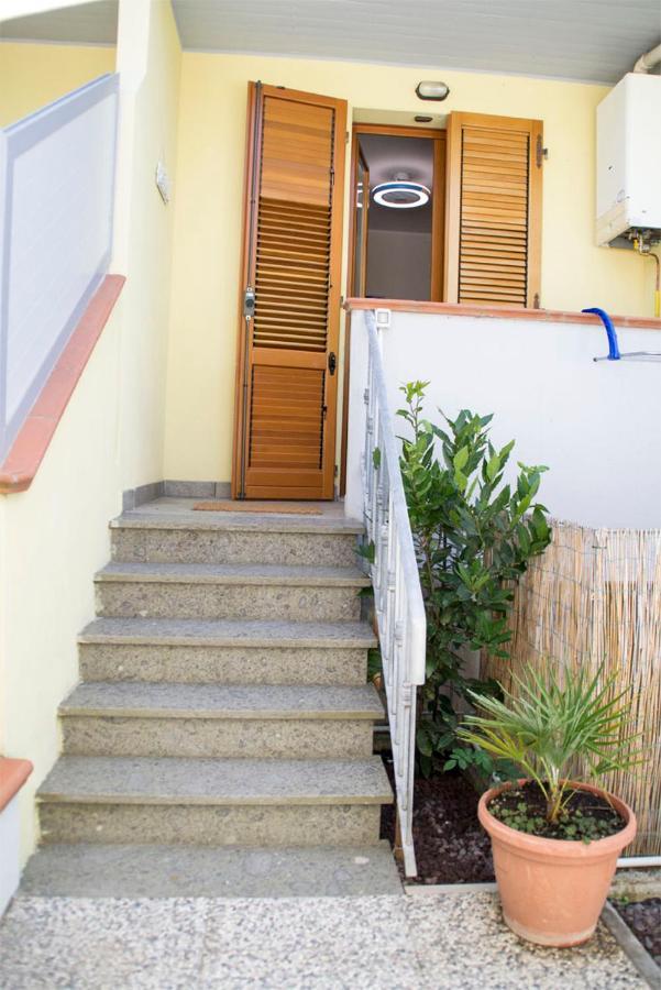Casa D'Amare - A 600 Mt Dalla Spiaggia Follonica Exterior foto